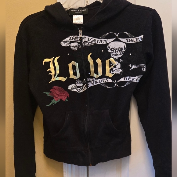 Romeo & Juliet Couture Jackets & Blazers - Romeo & Juliet Couture  Black Jacket Womens with Gold Accents Zip Up Hoodie Y2K